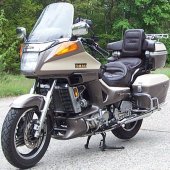 1990 Yamaha XVZ 13 T photo